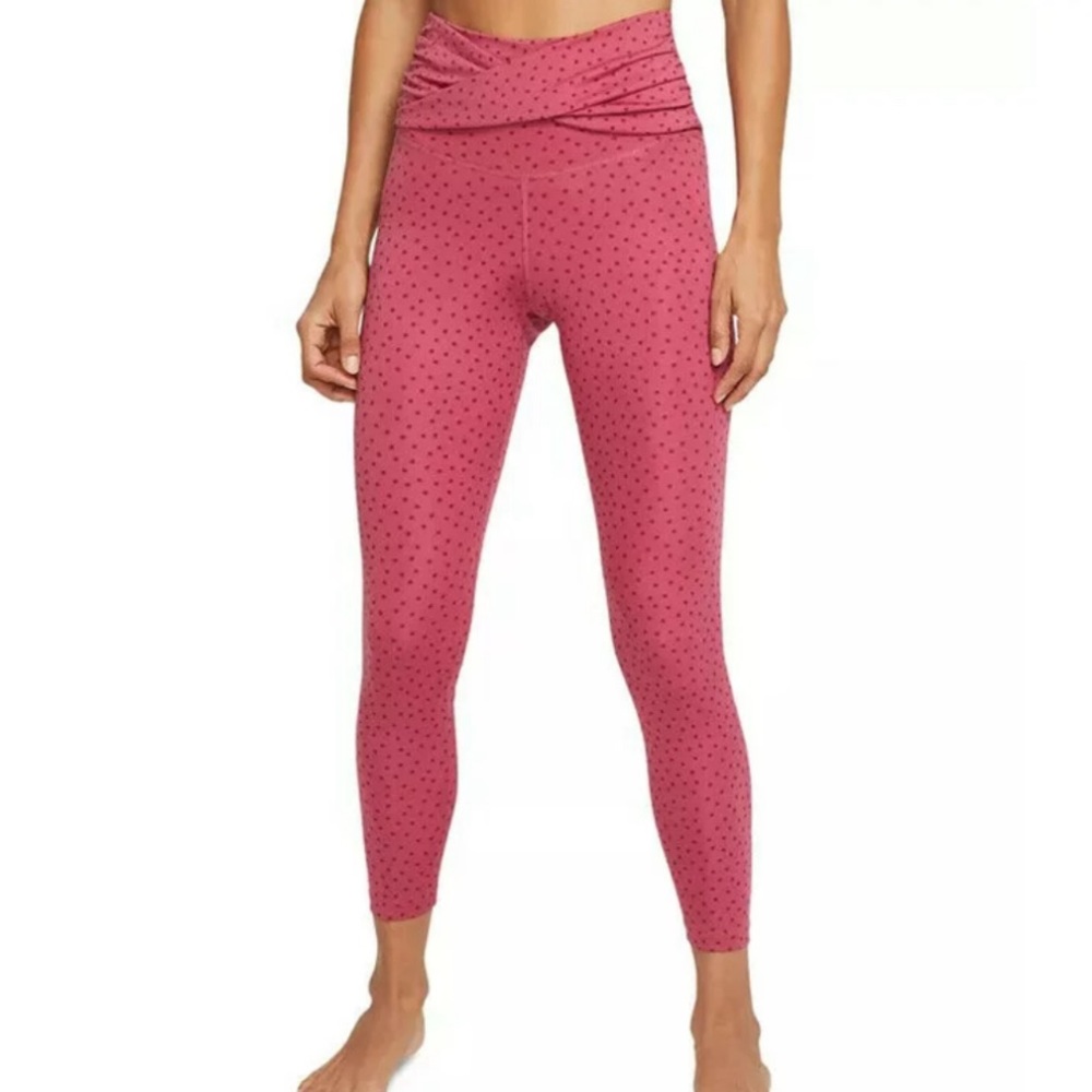 Nike yoga leggings Women’s Pink Polka Dot. Size small.